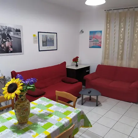 Sirena Vista 스트레사